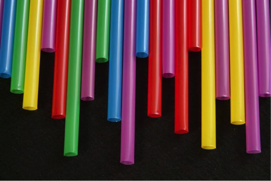 Description: http://media.vietq.vn/files/Ctvkhoahoc/2019/08/20/straws-tube-plastic-colorful-65612.jpeg